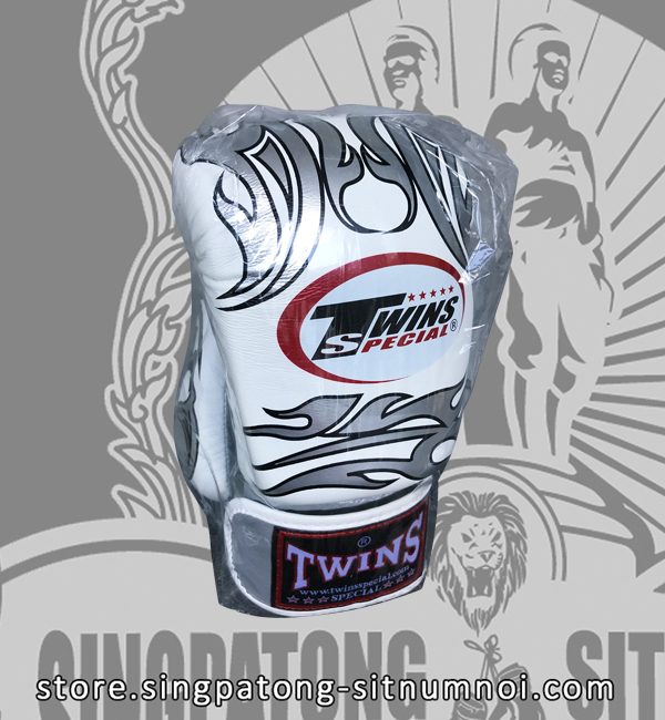 Twins Special Fancy Boxing Gloves – White-Silver Skull and Strap